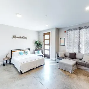  Apartment Music City Modern United States